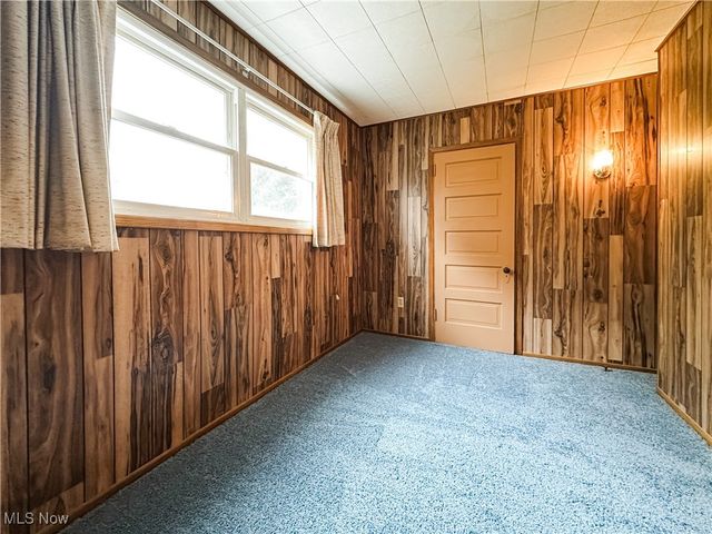 905 W 4th Street, Williamstown, WV 26187