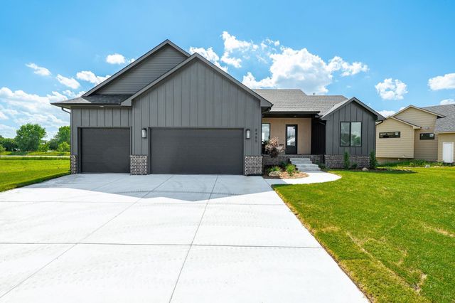 8485 Pebble St., Maize, KS 67101
