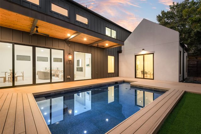 6443 Kenwood Avenue, Dallas, TX 75214