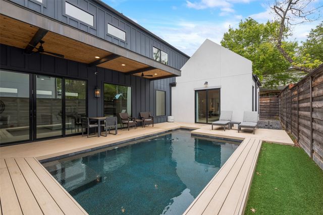 6443 Kenwood Avenue, Dallas, TX 75214