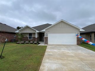 20645 Brush Creek Boulevard, Harrah, OK 73045