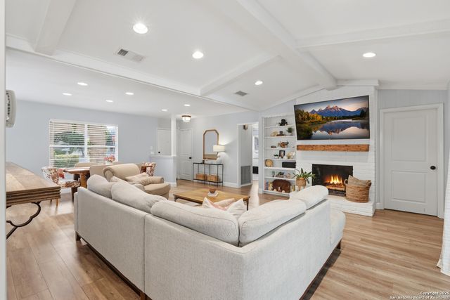 3715 Minthill Dr, San Antonio, TX 78230