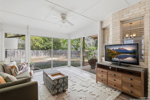 3715 Minthill Dr, San Antonio, TX 78230