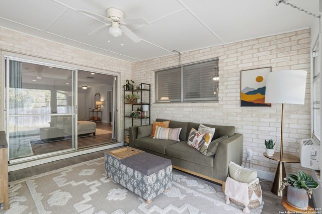 3715 Minthill Dr, San Antonio, TX 78230