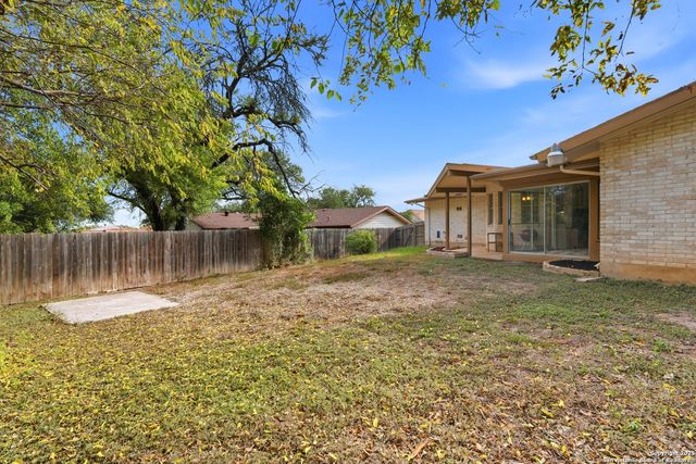 3715 Minthill Dr, San Antonio, TX 78230