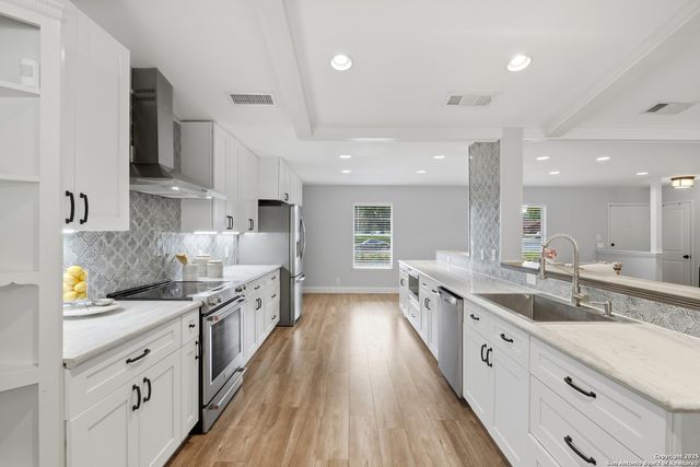 3715 Minthill Dr, San Antonio, TX 78230