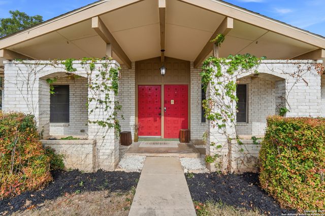 3715 Minthill Dr, San Antonio, TX 78230