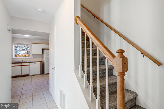 1174 STEAMER AVE, Manahawkin, NJ 08050