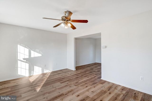 1174 STEAMER AVE, Manahawkin, NJ 08050