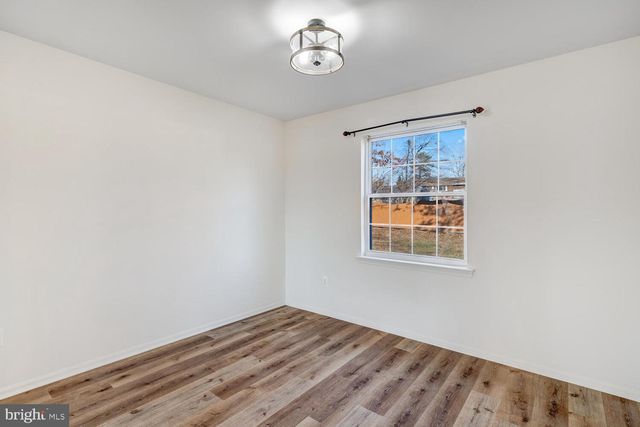 1174 STEAMER AVE, Manahawkin, NJ 08050