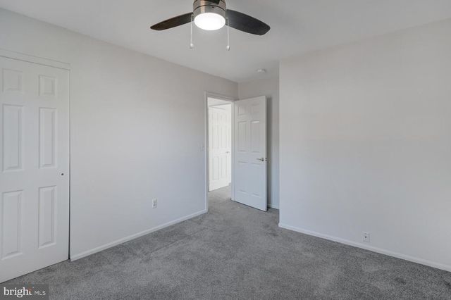 1174 STEAMER AVE, Manahawkin, NJ 08050