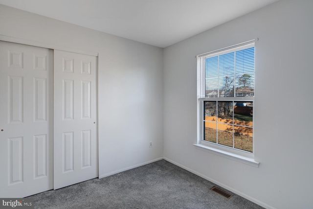 1174 STEAMER AVE, Manahawkin, NJ 08050