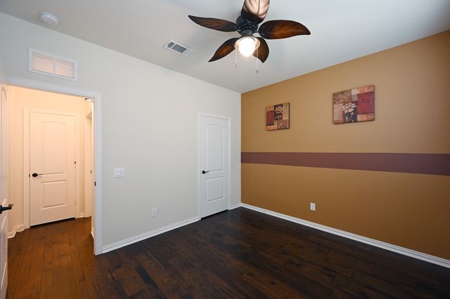 2713 Gulf Shore Drive, Lewisville, TX 75067