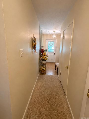 12 Sycamore Dr, Conway, AR 72032