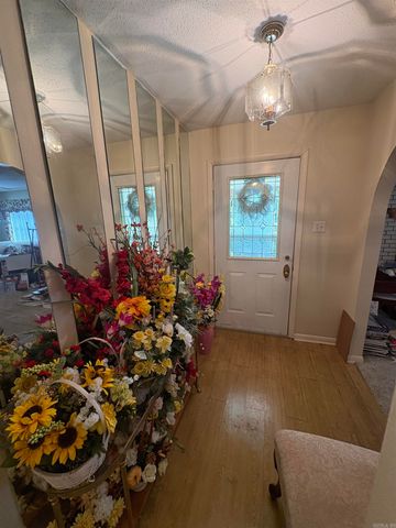 12 Sycamore Dr, Conway, AR 72032