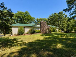 12 Sycamore Dr, Conway, AR 72032