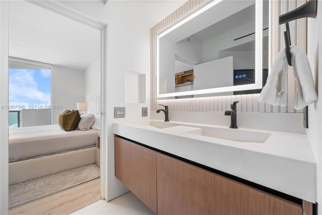 6365 Collins Avenue 3904, Miami Beach, FL 33141