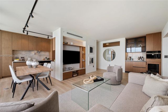 6365 Collins Avenue 3904, Miami Beach, FL 33141