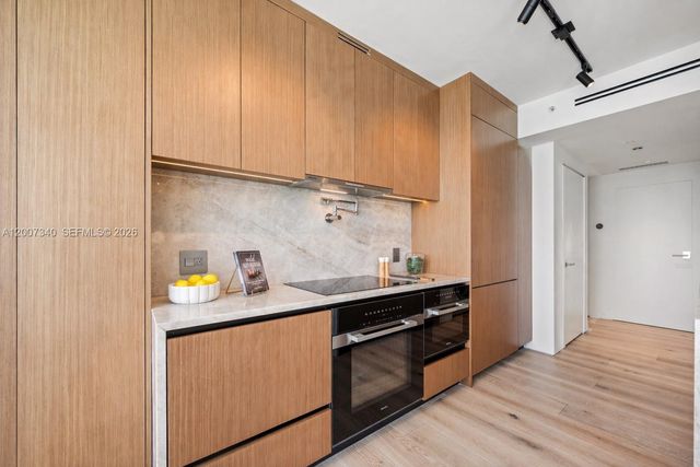 6365 Collins Avenue 3904, Miami Beach, FL 33141