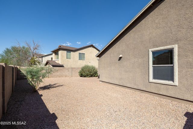 5283 E Desert Straw Lane, Tucson, AZ 85756