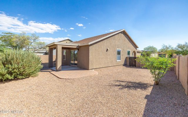 5283 E Desert Straw Lane, Tucson, AZ 85756