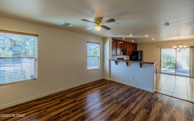 5283 E Desert Straw Lane, Tucson, AZ 85756