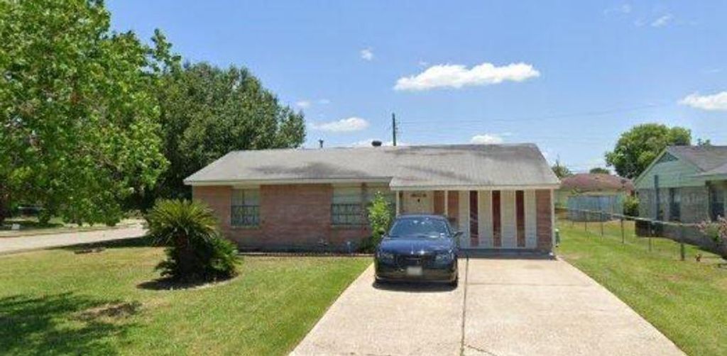 3134 Groton Drive, Houston, TX 77051