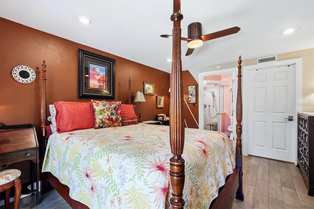 1650 PINE TREE LANE 103, Sarasota, FL 34236