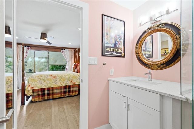 1650 PINE TREE LANE 103, Sarasota, FL 34236