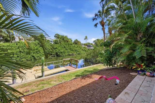 1650 PINE TREE LANE 103, Sarasota, FL 34236