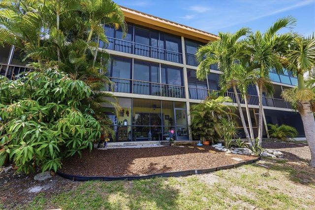 1650 PINE TREE LANE 103, Sarasota, FL 34236