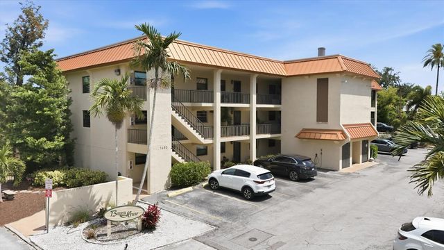 1650 PINE TREE LANE 103, Sarasota, FL 34236