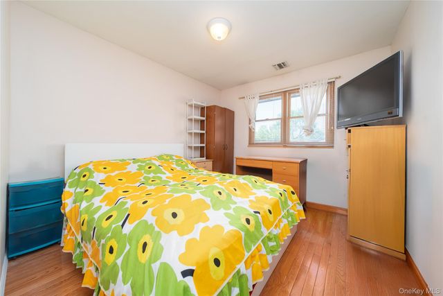 2544 New York Avenue, Huntington, NY 11747