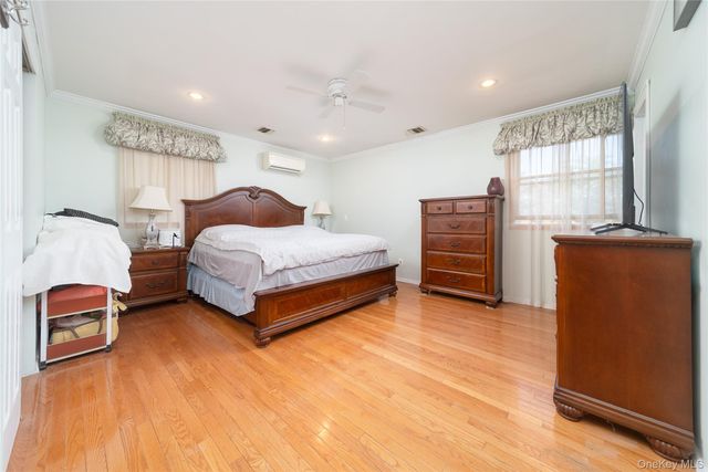 2544 New York Avenue, Huntington, NY 11747