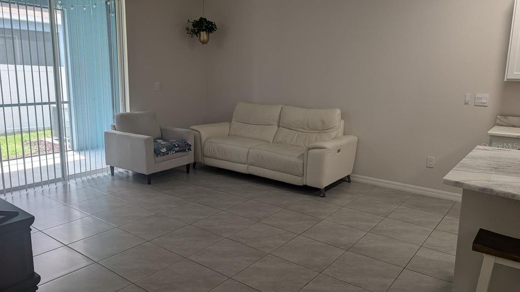 Image 17 of property listing at 4015 BLUE BANKS LANE, Bradenton, FL 34208