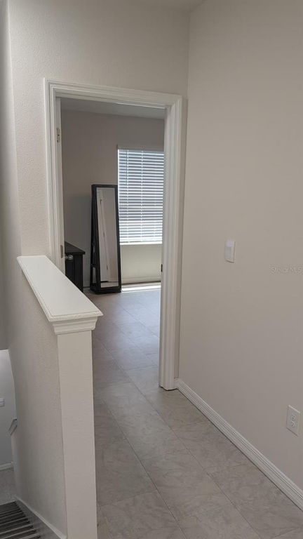 Image 23 of property listing at 4015 BLUE BANKS LANE, Bradenton, FL 34208