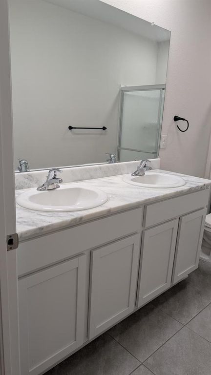Image 29 of property listing at 4015 BLUE BANKS LANE, Bradenton, FL 34208