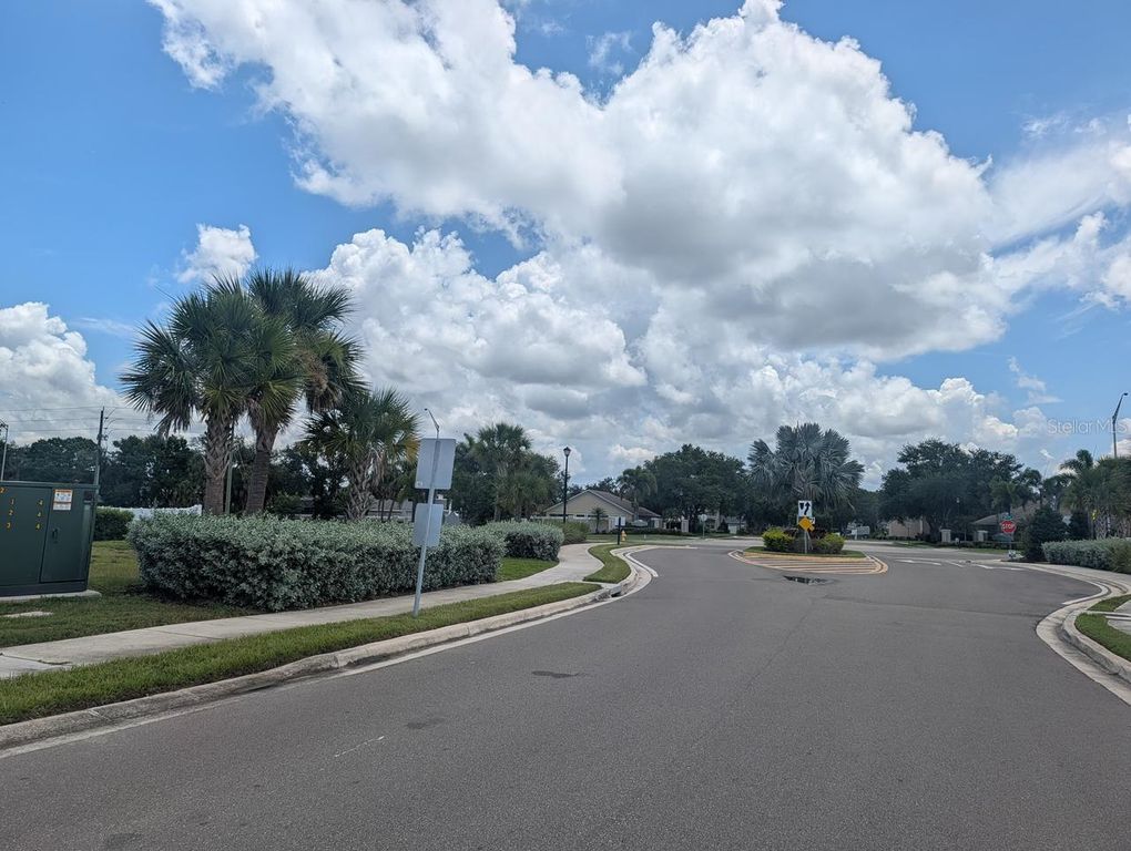 Image 57 of property listing at 4015 BLUE BANKS LANE, Bradenton, FL 34208
