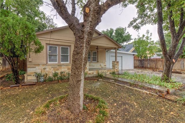 607 E 15th ST, Georgetown, TX 78626