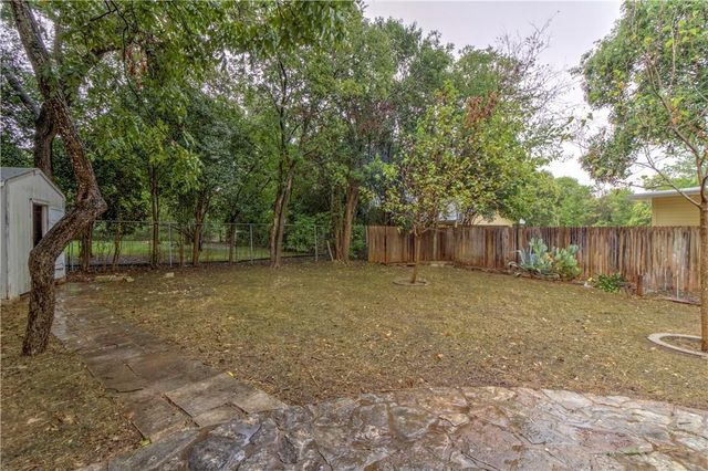 607 E 15th ST, Georgetown, TX 78626
