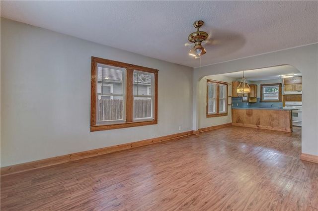 607 E 15th ST, Georgetown, TX 78626