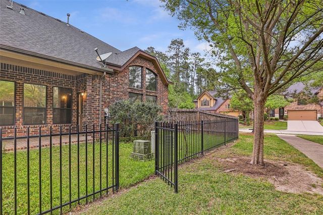 17906 Arapaho Hill Lane, Humble, TX 77346