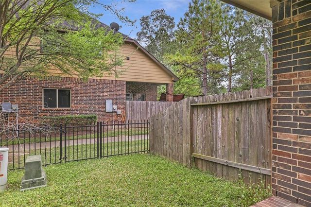 17906 Arapaho Hill Lane, Humble, TX 77346