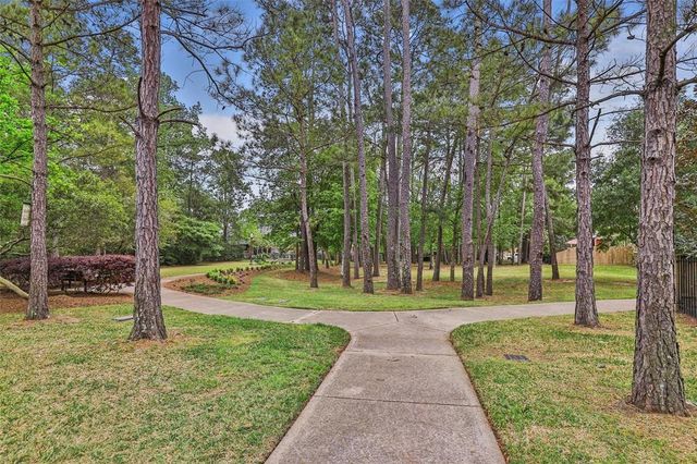 17906 Arapaho Hill Lane, Humble, TX 77346