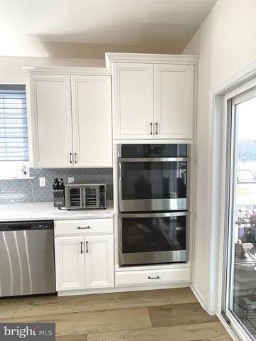 3016 BARBER LN, Middletown, DE 19709