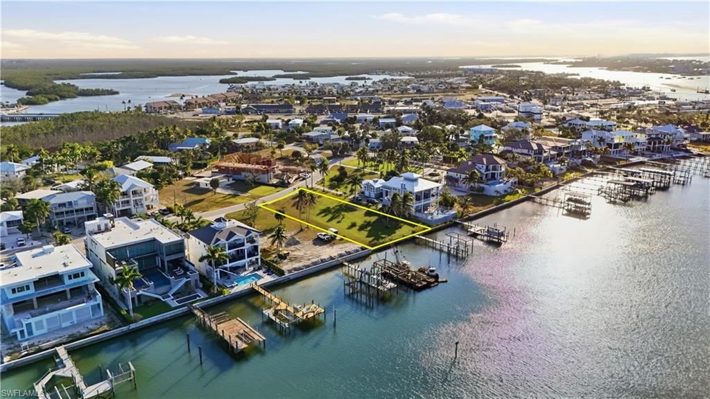 948 San Carlos DR, FORT MYERS BEACH, FL 33931 — photo 3