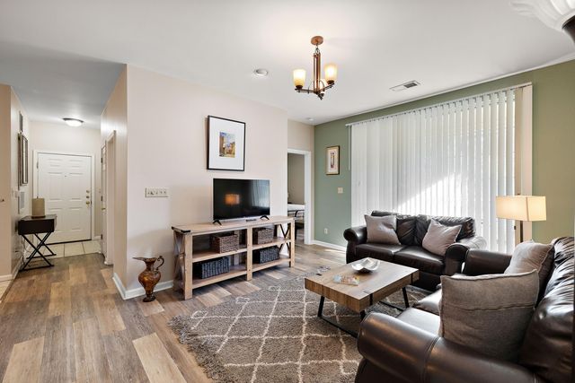 1600 Long Grove Drive 1721, Mount Pleasant, SC 29464