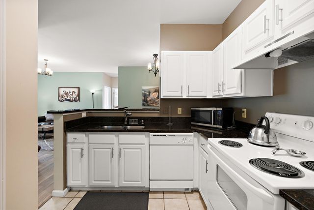 1600 Long Grove Drive 1721, Mount Pleasant, SC 29464