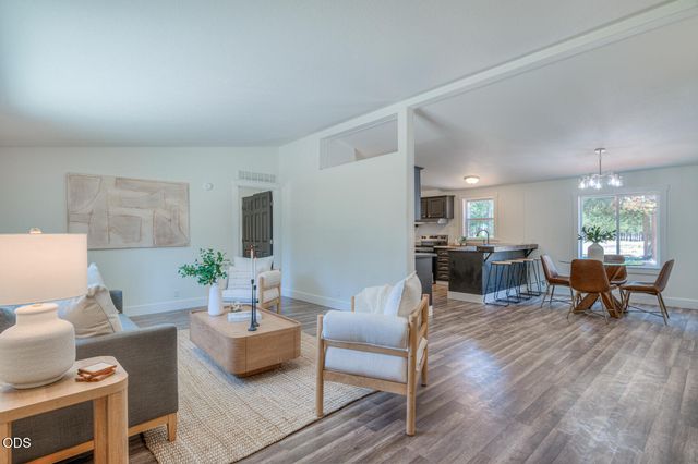 145118 Birchwood Road, La Pine, OR 97739