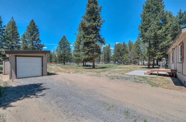 145118 Birchwood Road, La Pine, OR 97739
